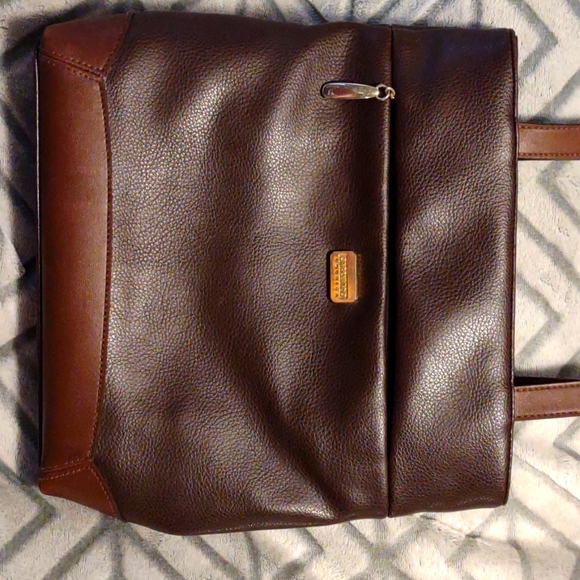 Ladies Everyday Brown Purse - Picture 2 of 6